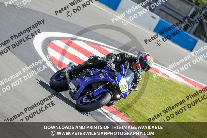 donington no limits trackday;donington park photographs;donington trackday photographs;no limits trackdays;peter wileman photography;trackday digital images;trackday photos